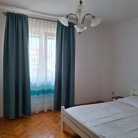 Zaprto Celestina Сasa de vacaciones *